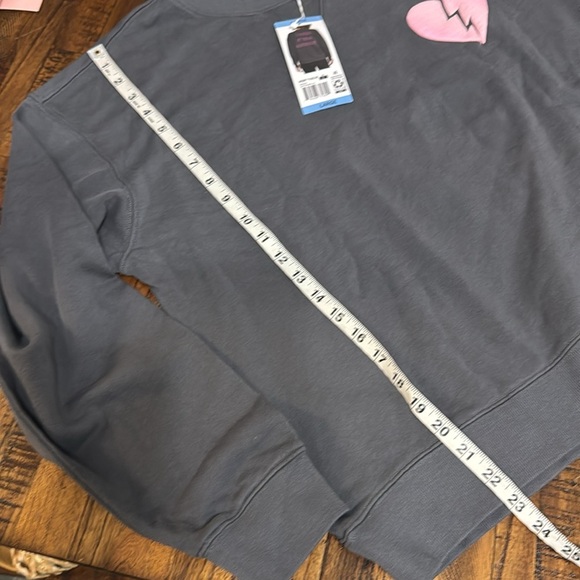 Wildfox I wish it was Saturday broken heart sweatshirt in gray size L NWT - Picture 10 of 13